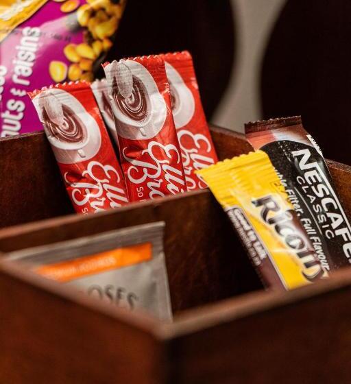 膳宿费 Mereke Manor