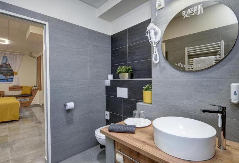 Пансион Riverside Inn Dunaparti Szuterén