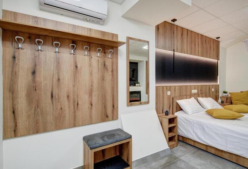 Пансион Riverside Inn Dunaparti Szuterén