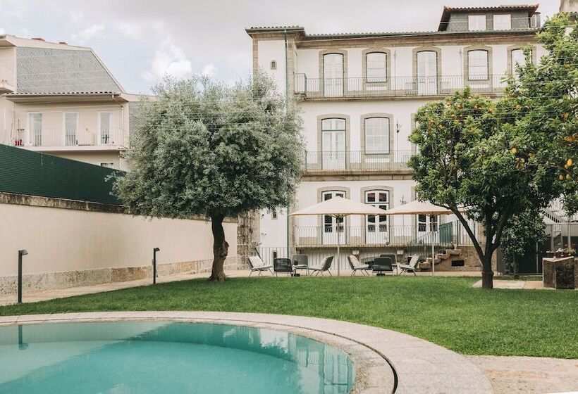 펜션 Torel Royal Court