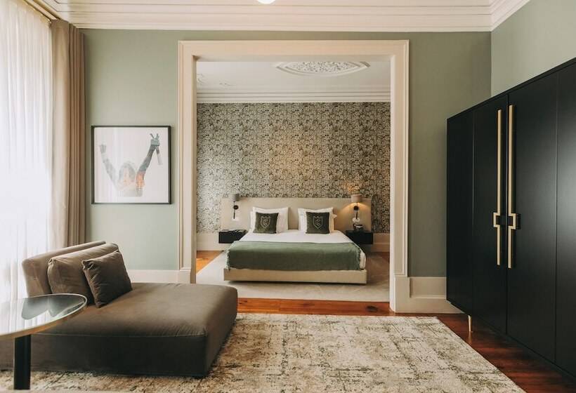 펜션 Torel Royal Court