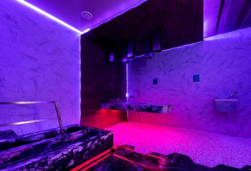 Sofa Boutique Hotel & Spa