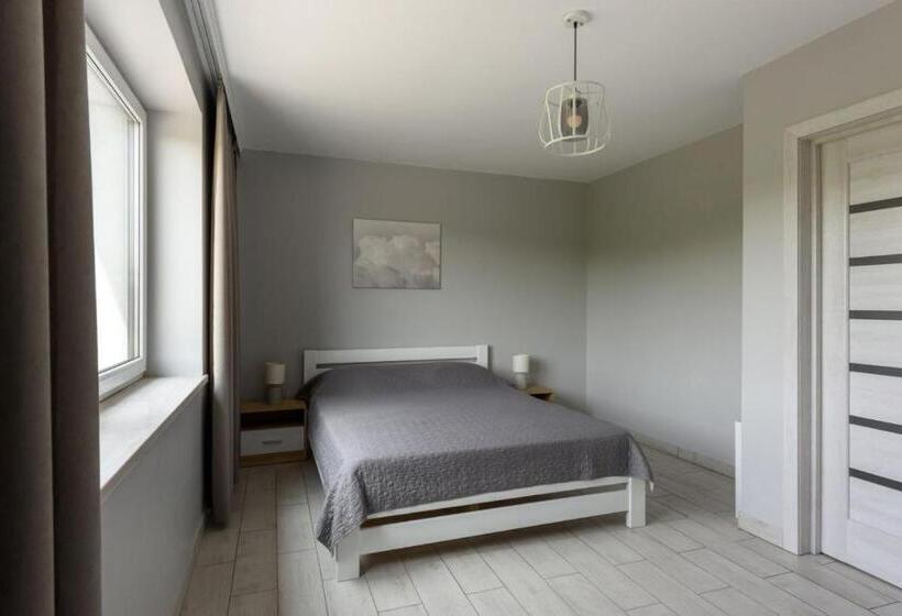 таун тераса 3 поверхи By Willox