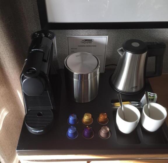 הוסטל Boutique Hotel The Old Bridge, Volendam