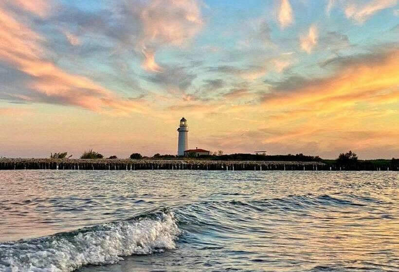 ユースホステル La Cueva Del Faro