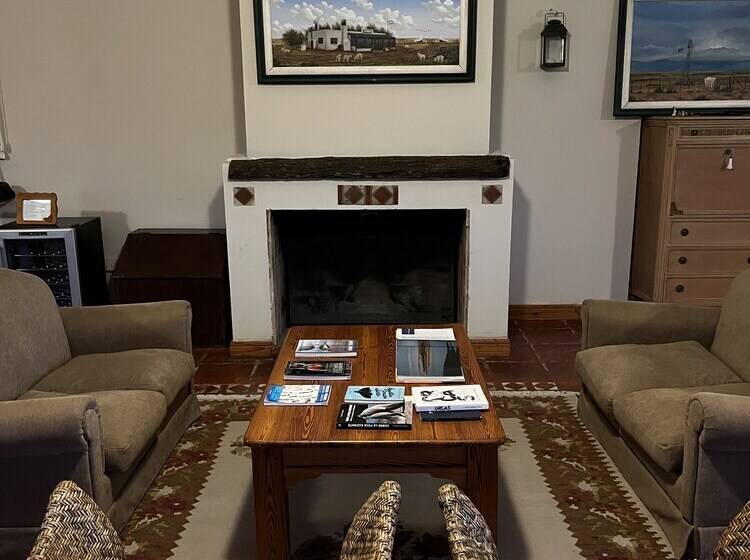 ユースホステル La Elvira Natural Lodge