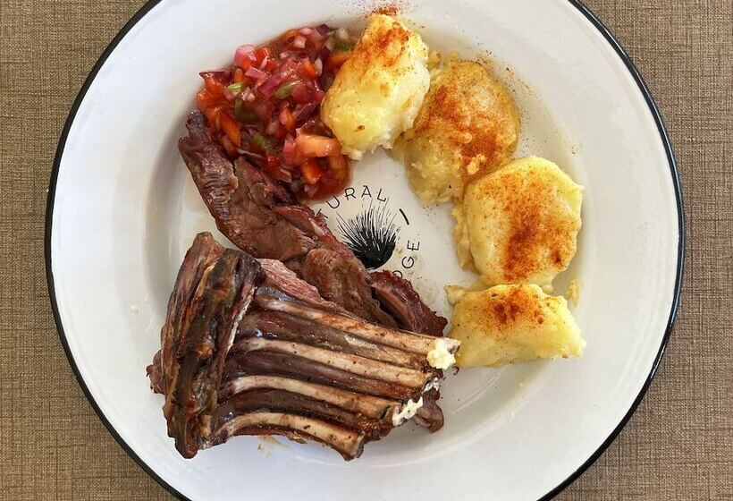 ユースホステル La Elvira Natural Lodge