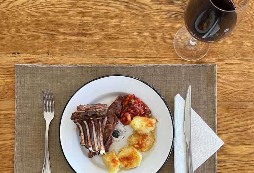 ユースホステル La Elvira Natural Lodge