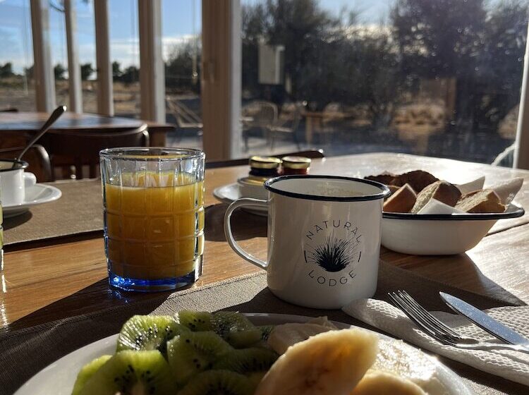 ユースホステル La Elvira Natural Lodge