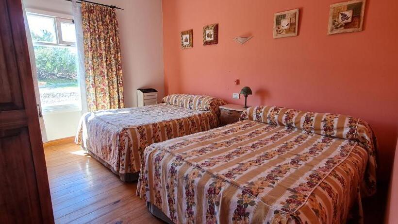 ユースホステル La Elvira Natural Lodge