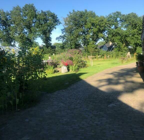 تختخواب و صبحانه Assen Groningen Saunacabine