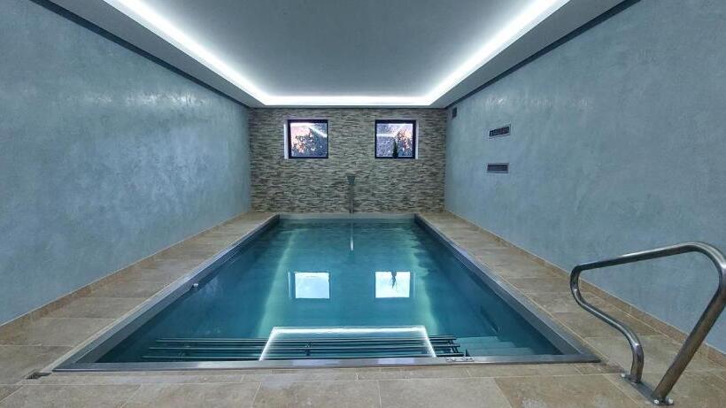 مبيت وإفطار Chateau De Maillat