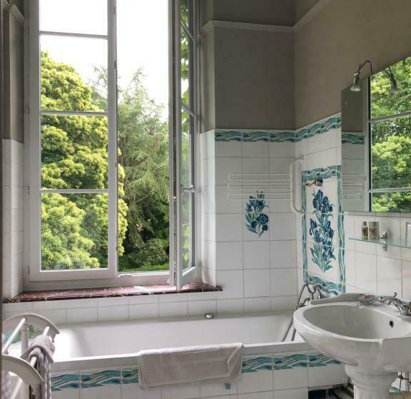 ベッドアンドブレックファースト Château D En Haut