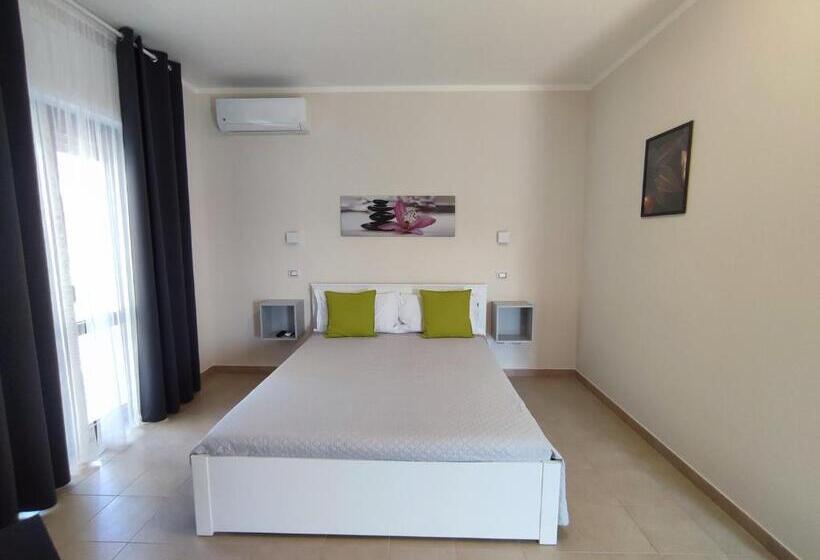 민박 Cristian Rooms