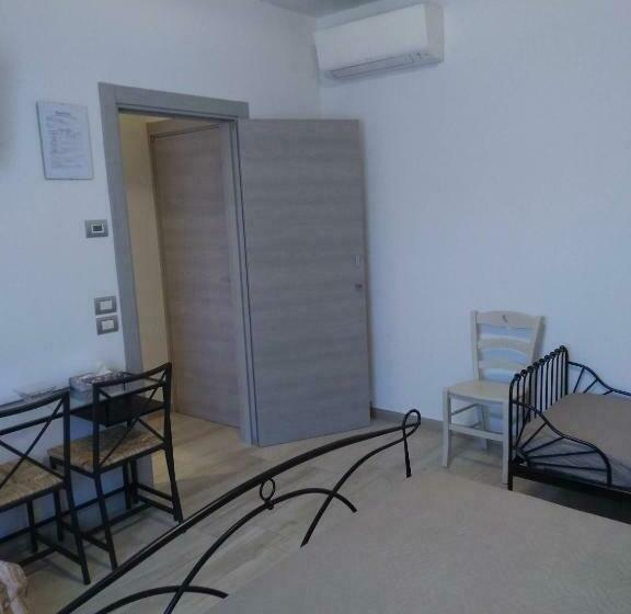 住宿加早餐  La Casina