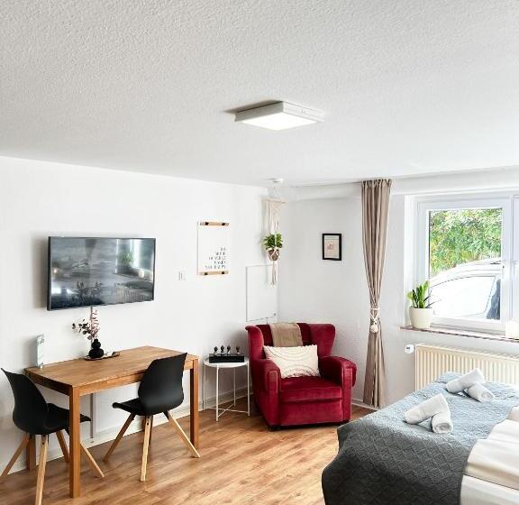 민박 Modern Room With Netflix In Porta Westfalica