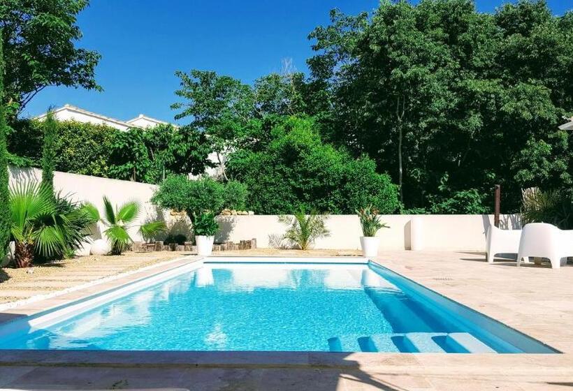 צימר Villa La Valentine 1