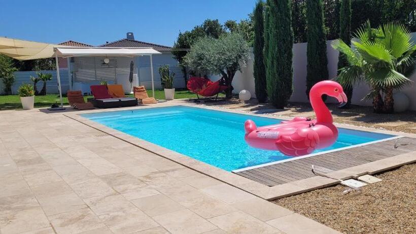 צימר Villa La Valentine 1