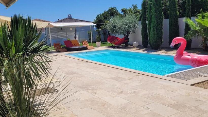 مبيت وإفطار Villa La Valentine 1