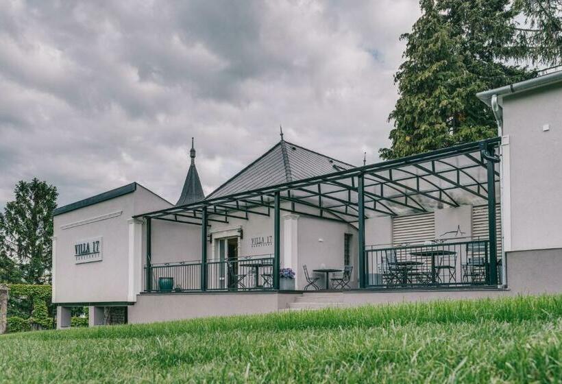 ベッドアンドブレックファースト Villa17