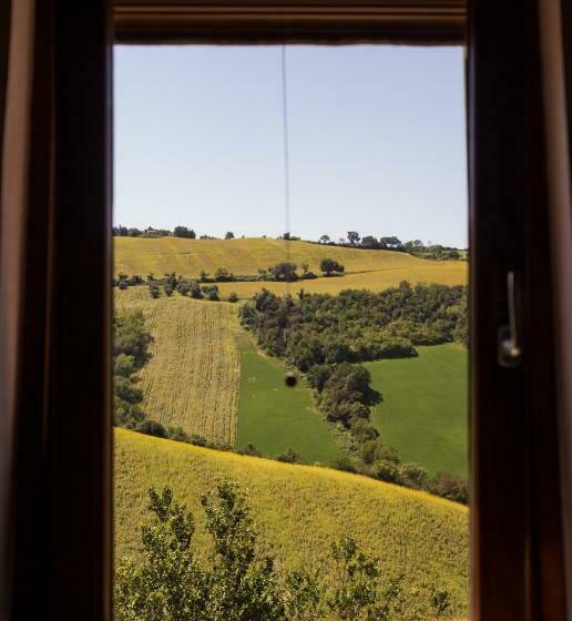 בית מלון כפרי Al Poggio Dei 4 Borghi