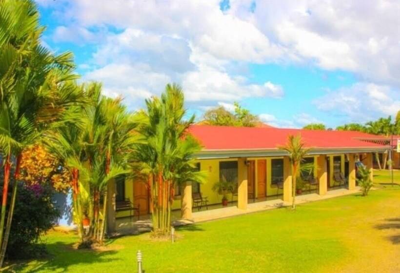 فندق Cabinas Piedra Luna