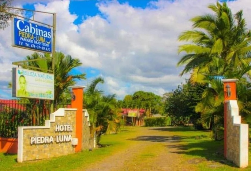 فندق Cabinas Piedra Luna