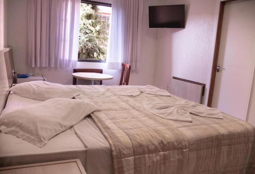 בית מלון כפרי Colonia