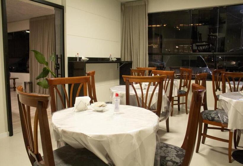 בית מלון כפרי Colonia