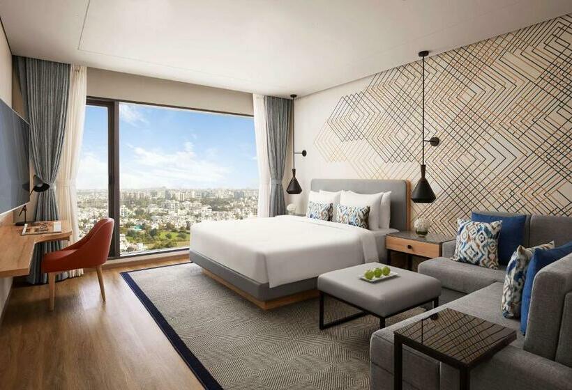 בית מלון כפרי Hyatt Place Vadodara