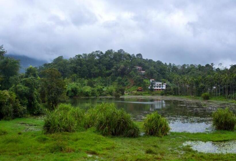 Отель Karlad Lake View Resort