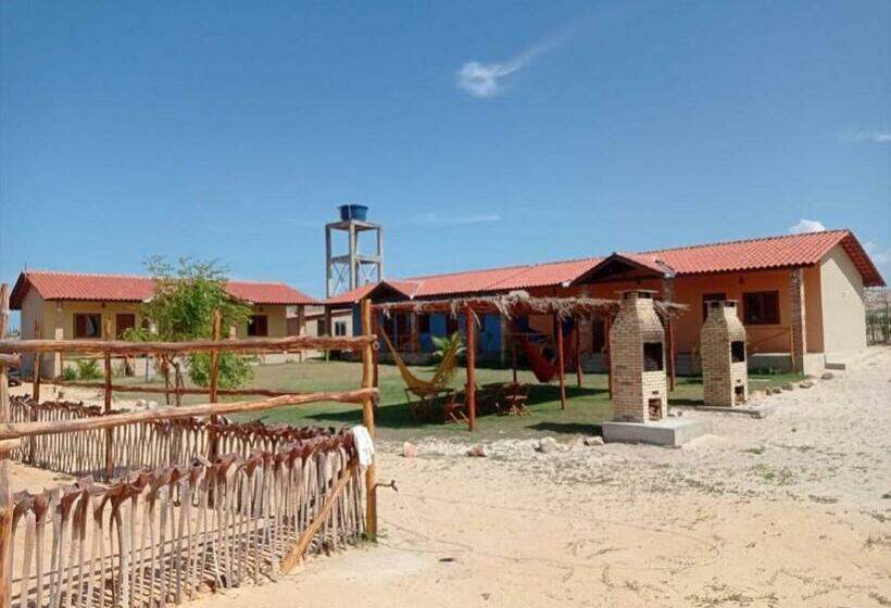 ホテル Maracujá Village