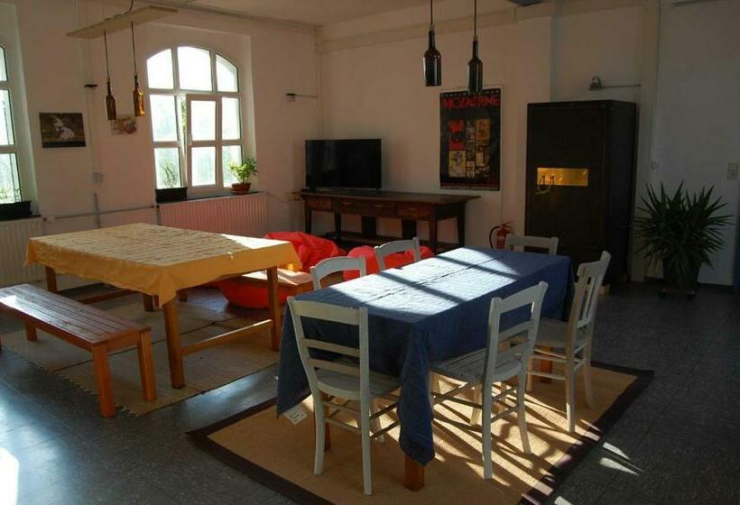 ホテル Oberzent Hostelstyle Nur Für Aktive Touristen