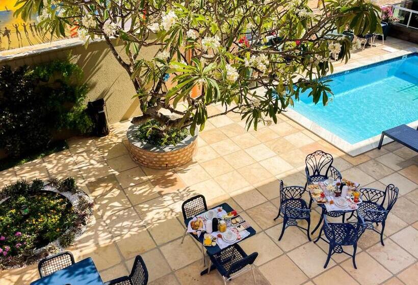 בית מלון כפרי Pousada Das Flores