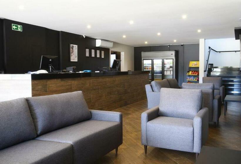 בית מלון כפרי Pro Tork Confort