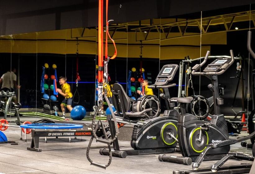 酒店 Qayser Deluxe