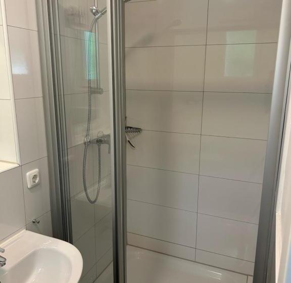 בית מלון כפרי Riverside Airport