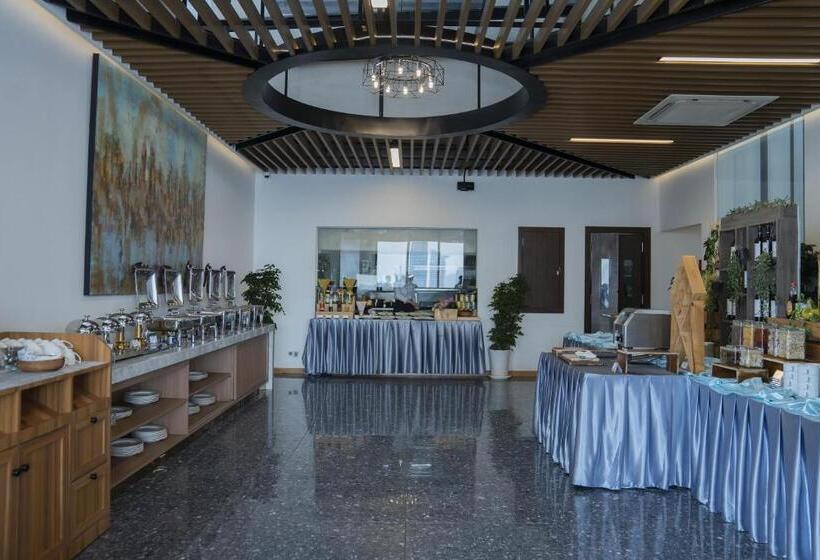 Отель Sensory Park Urban