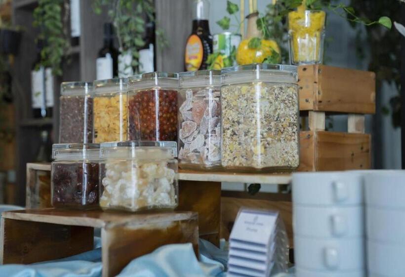 Отель Sensory Park Urban