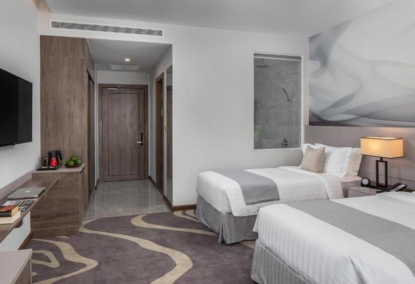 Отель Sensory Park Urban