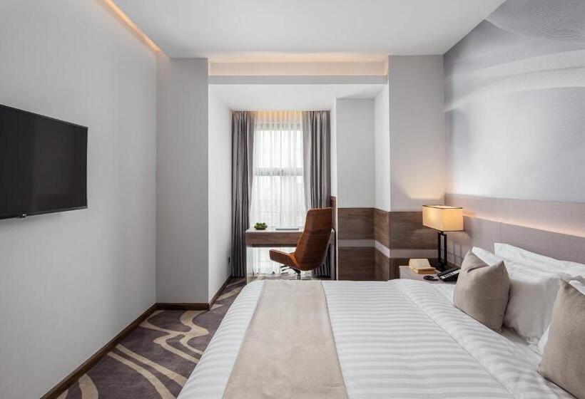 Отель Sensory Park Urban