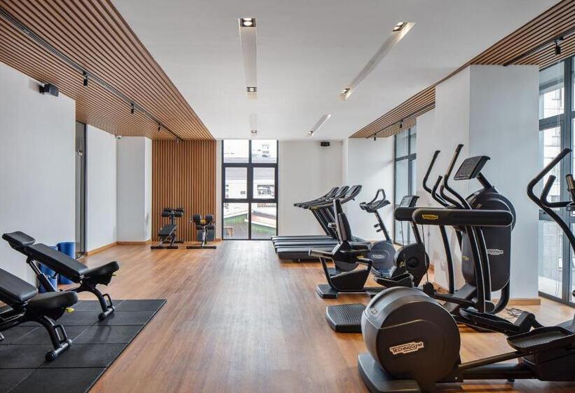 Отель Sensory Park Urban