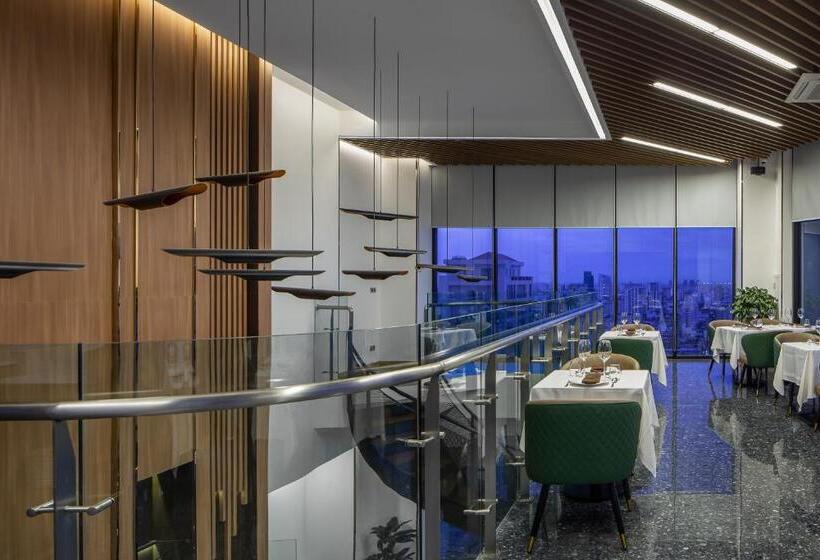 Отель Sensory Park Urban