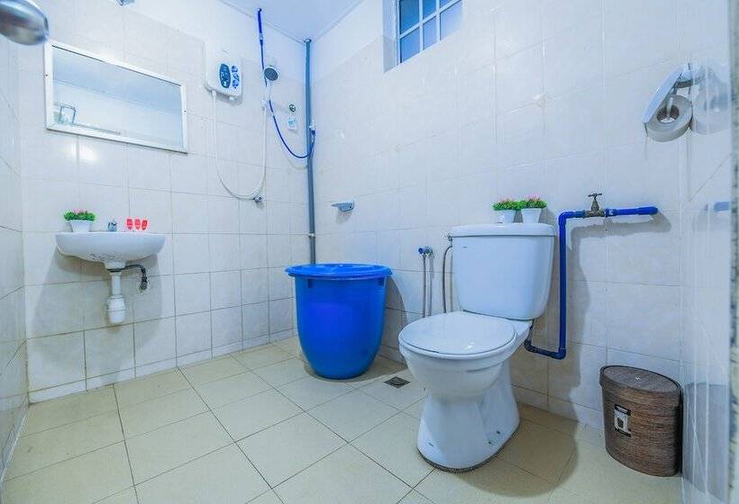 فندق Spot On 89954 D Yan Chalet