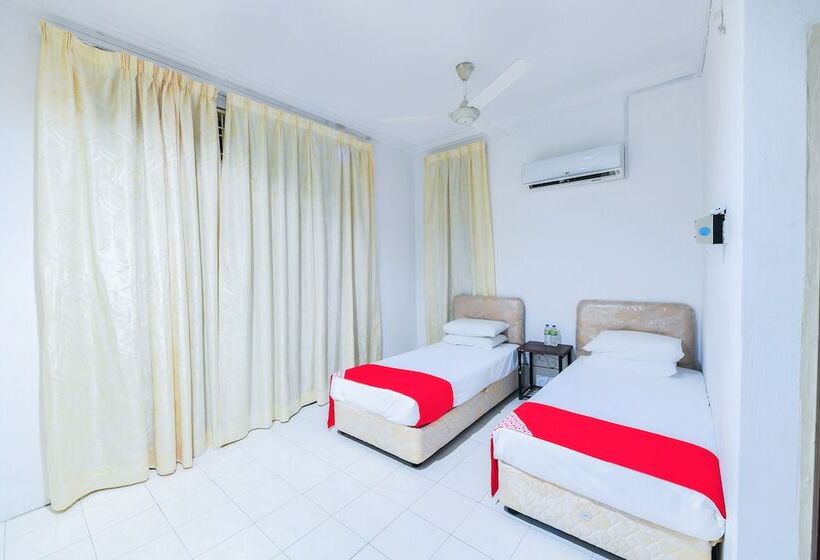 فندق Spot On 89954 D Yan Chalet