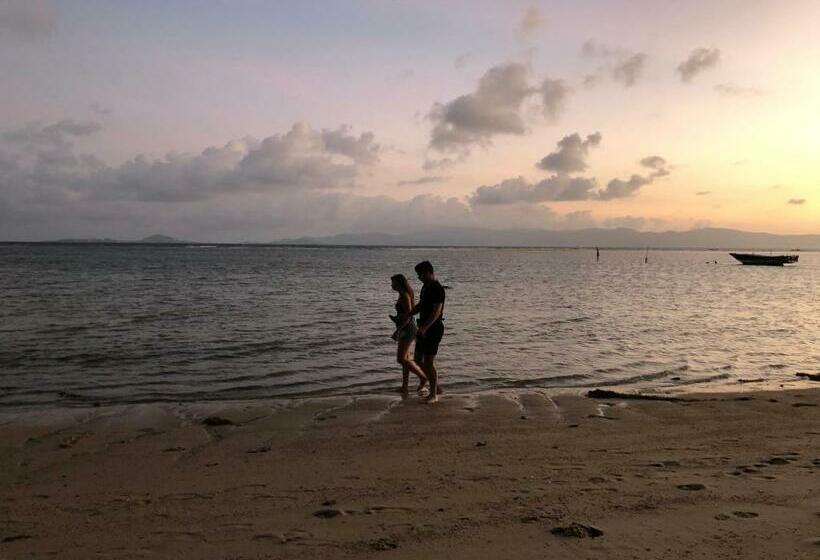 호텔 The Brown House