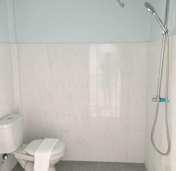 호텔 The Brown House