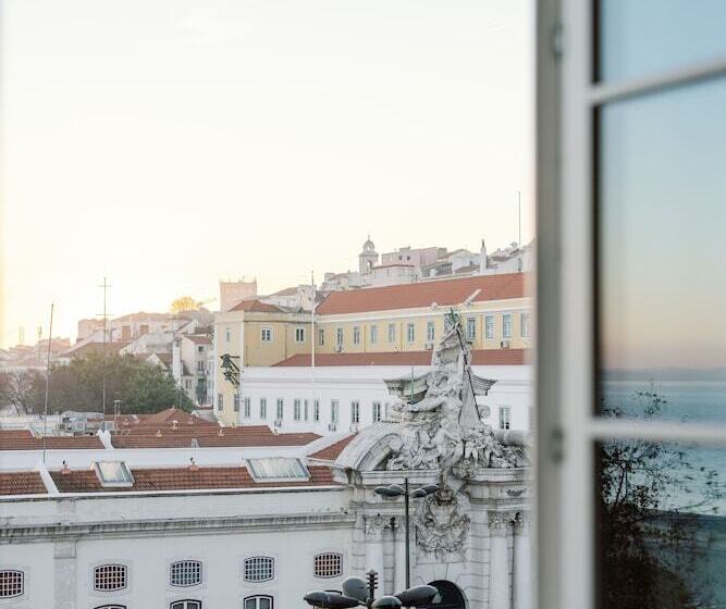 فندق The Editory Riverside, Santa Apolonia