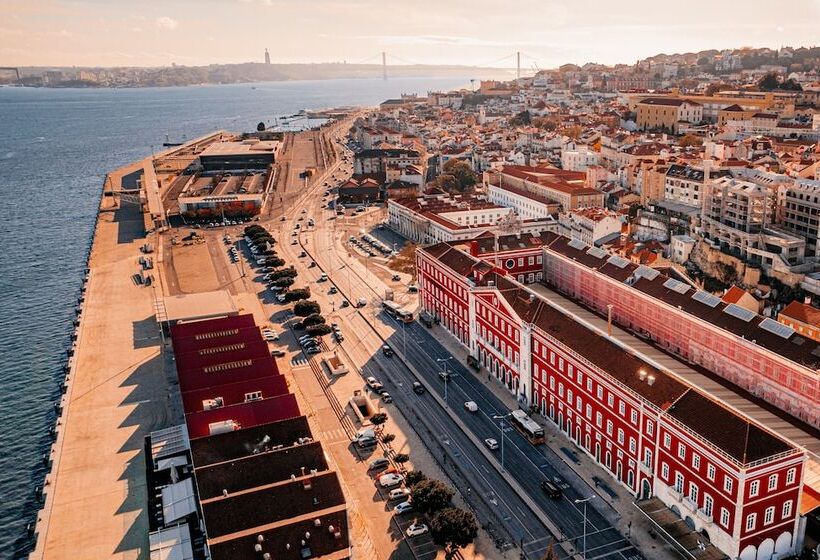 فندق The Editory Riverside, Santa Apolonia