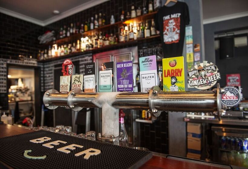 בית מלון כפרי The Met